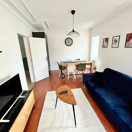 アパート Le 1900 - Spacious & Charming Duplex - 3 Br