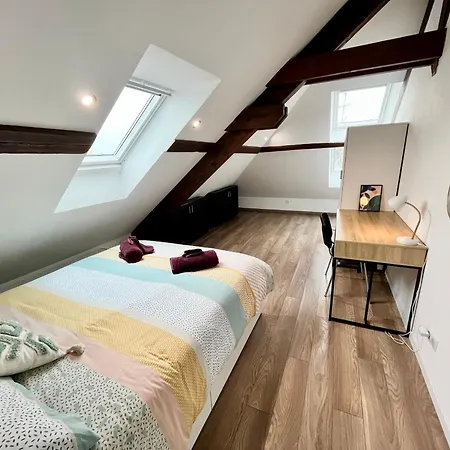 Le 1900 - Spacious & Charming Duplex - 3 Br *